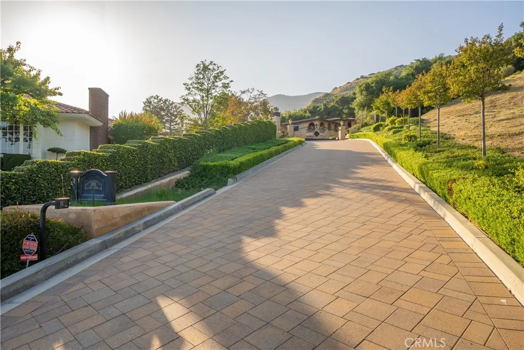 1051 Oak Canyon Lane