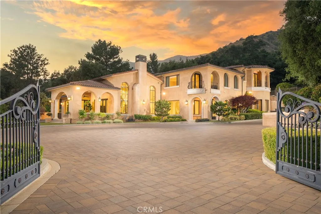 1051 Oak Canyon Lane