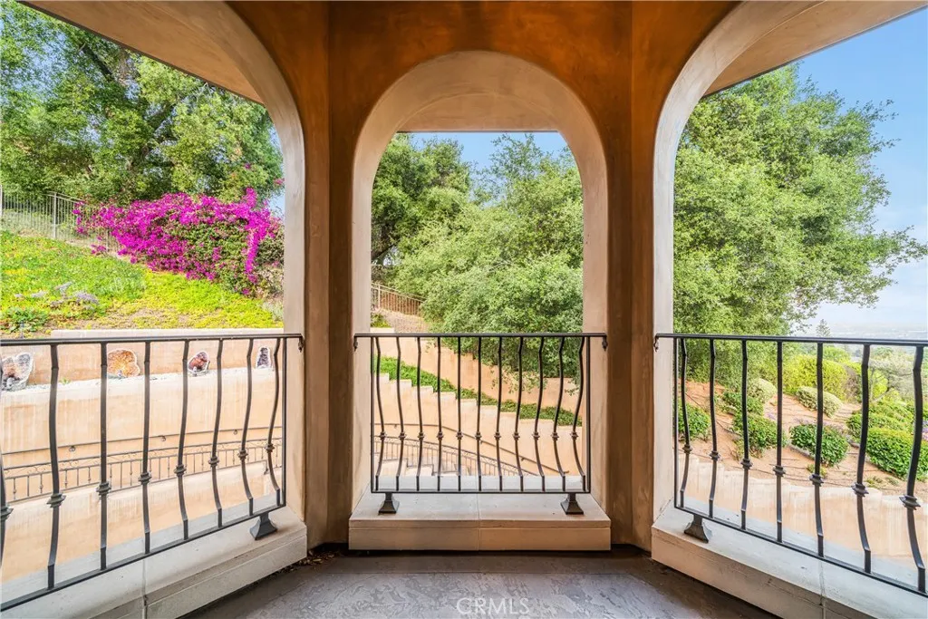 1051 Oak Canyon Lane