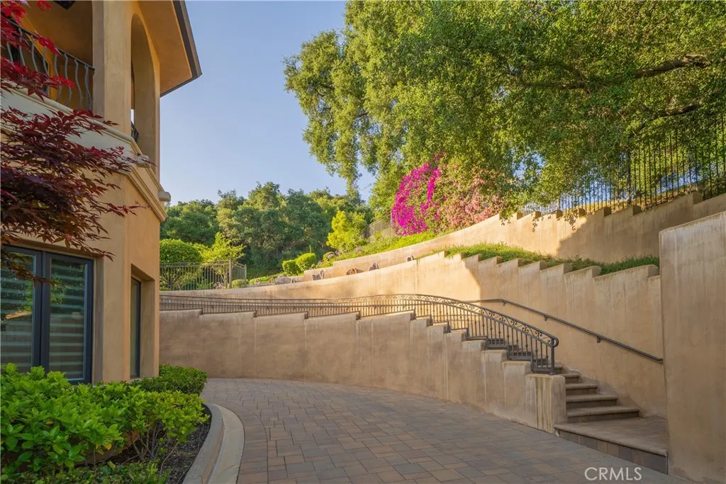 1051 Oak Canyon Lane