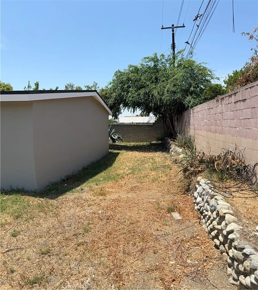 4478 San Bernardino Street