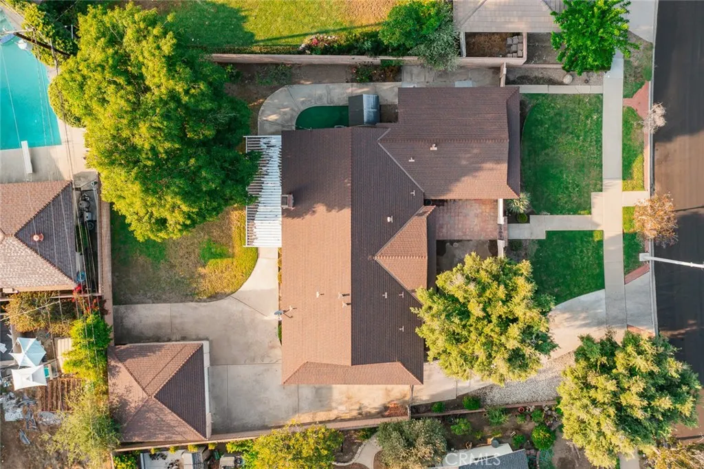 153 Underhill Drive