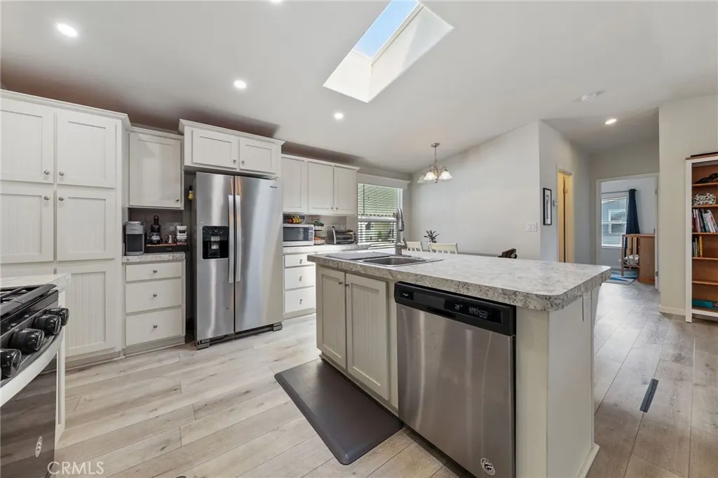 2755 Arrow, #98