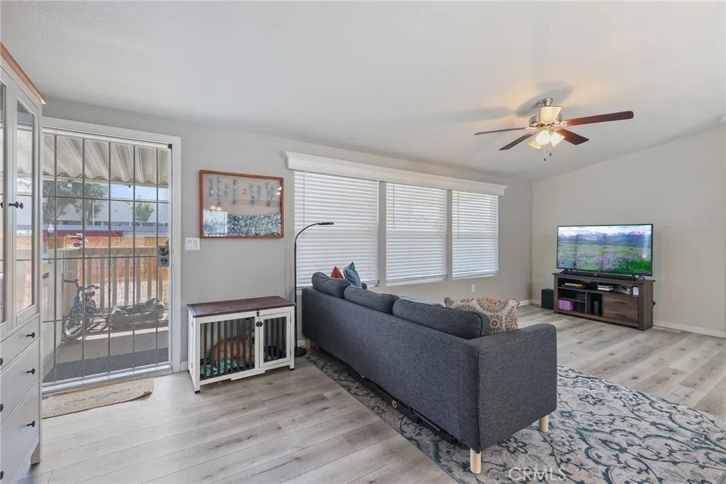 2755 Arrow, #98