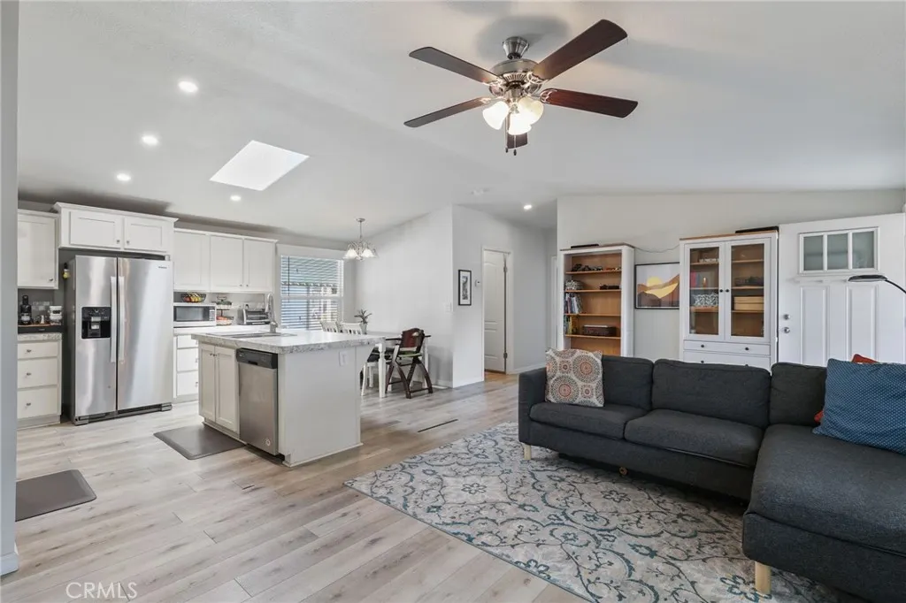 2755 Arrow, #98