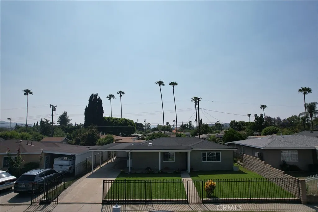 421 Lochmere Avenue