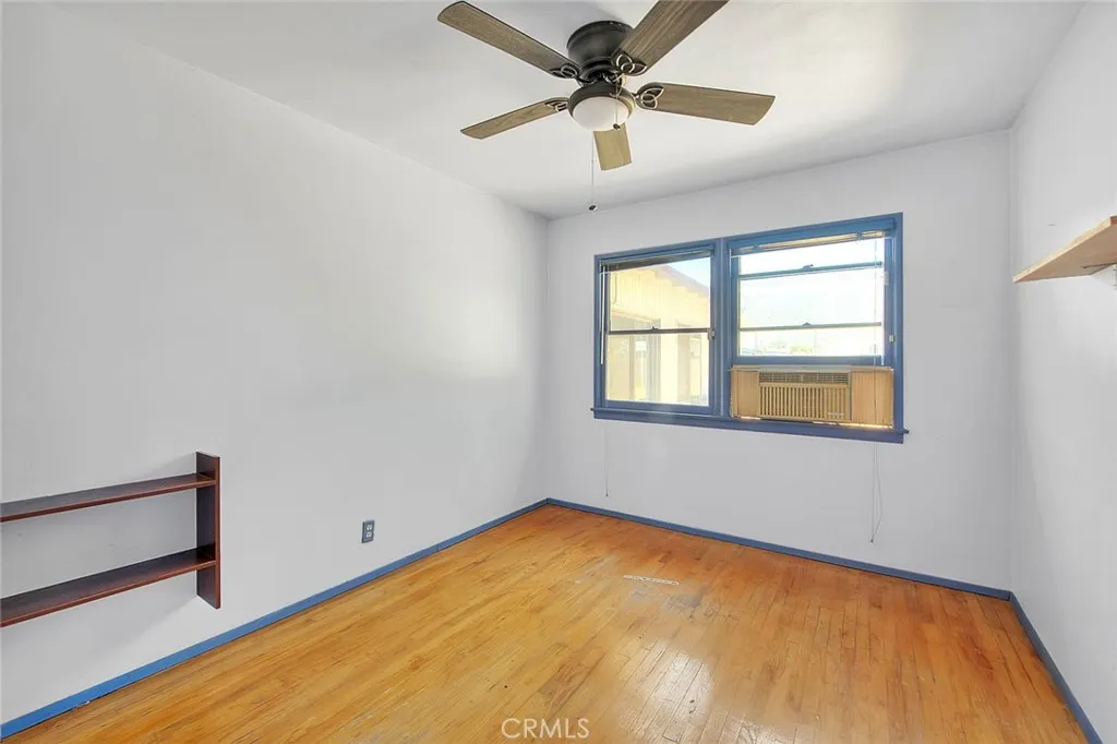 833 W Orangepath Street