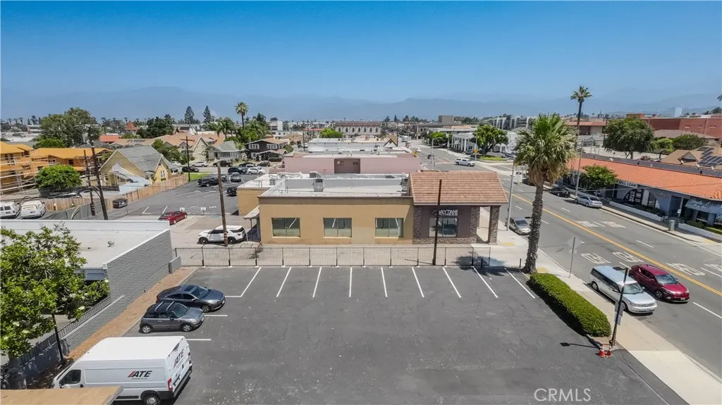 215 S Citrus Avenue