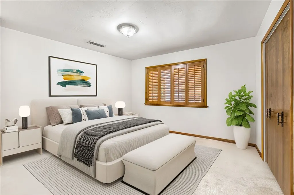 1146 Sandhurst Lane