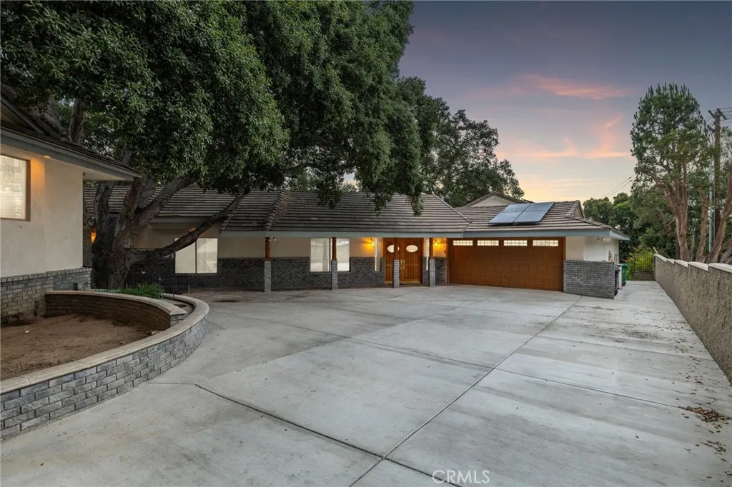 1146 Sandhurst Lane