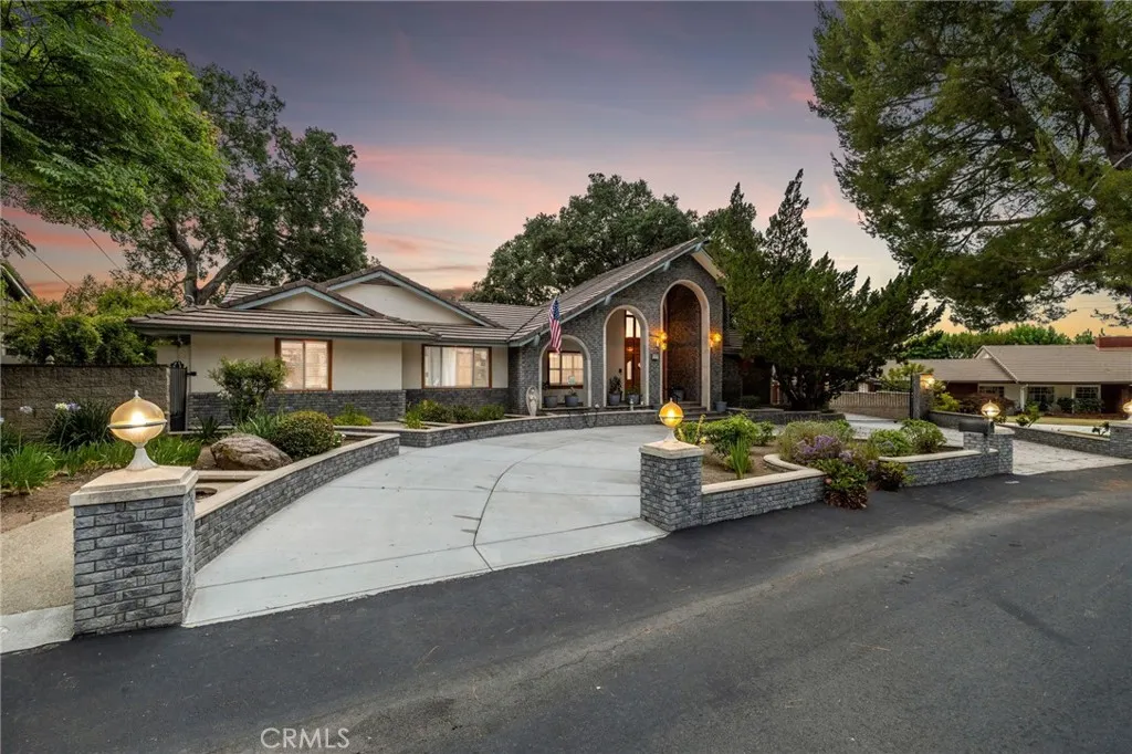 1146 Sandhurst Lane