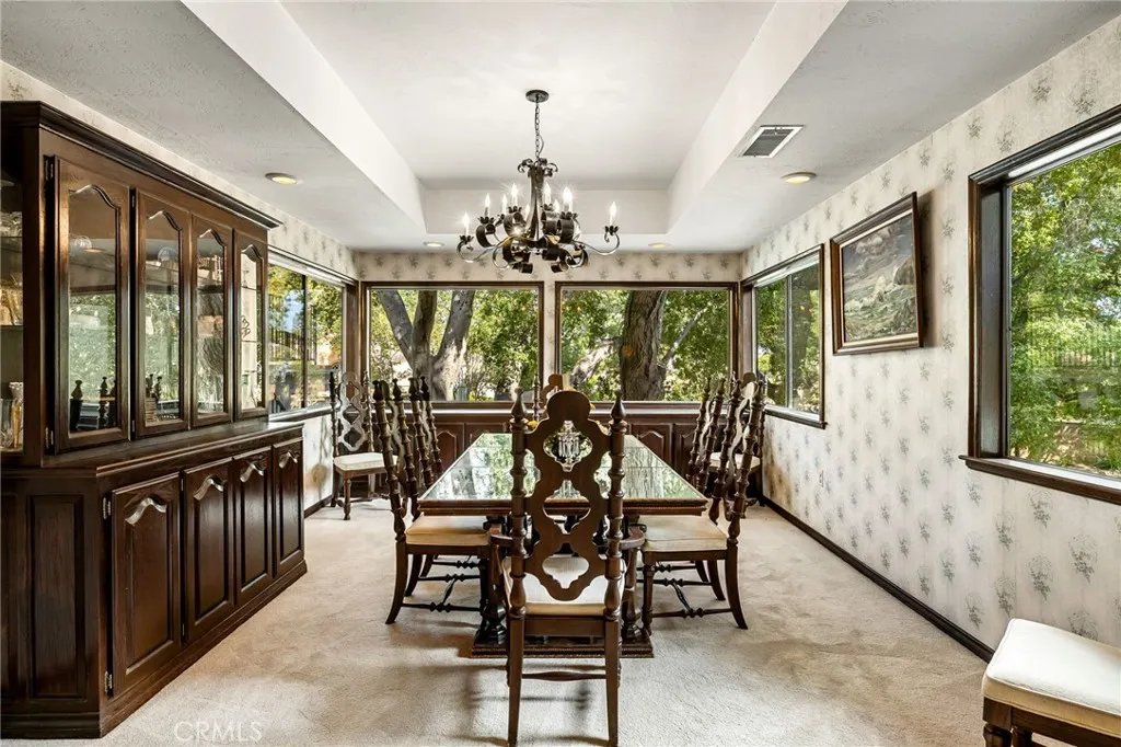 1146 Sandhurst Lane