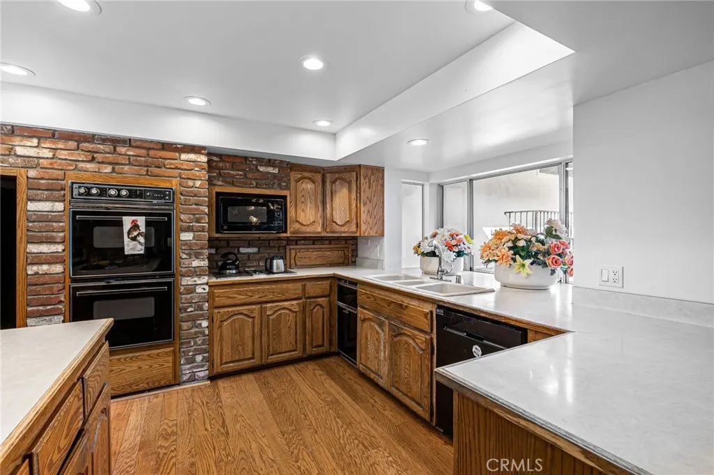1146 Sandhurst Lane