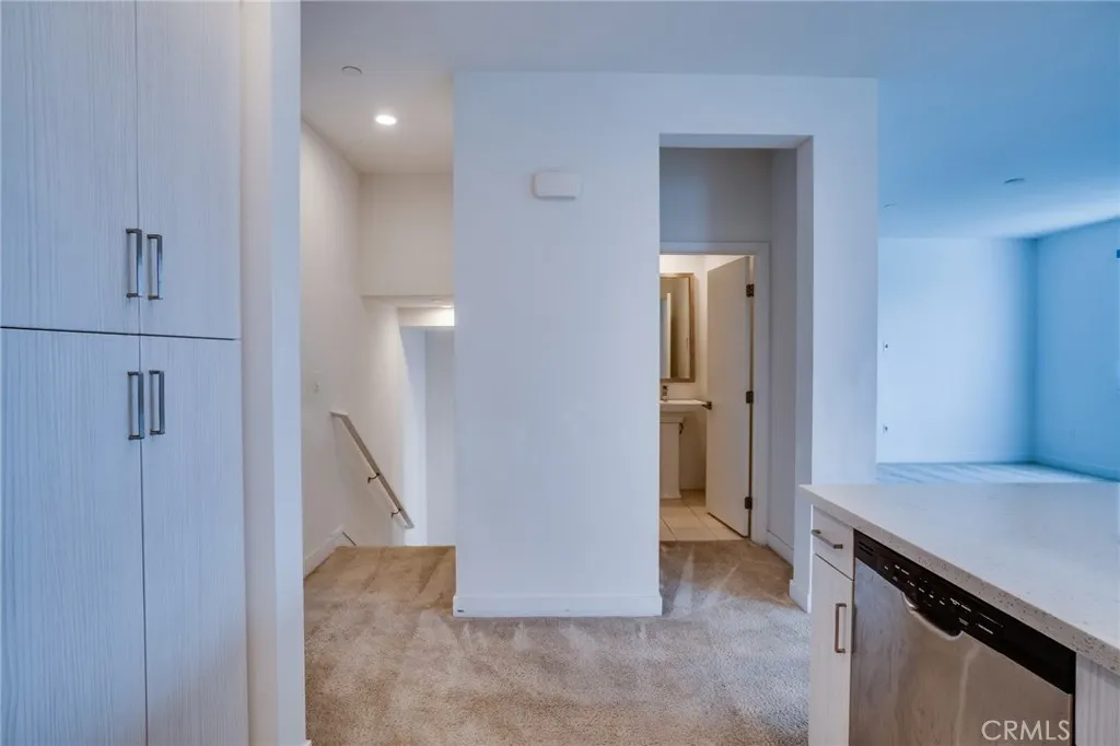 2823 Lily Lane