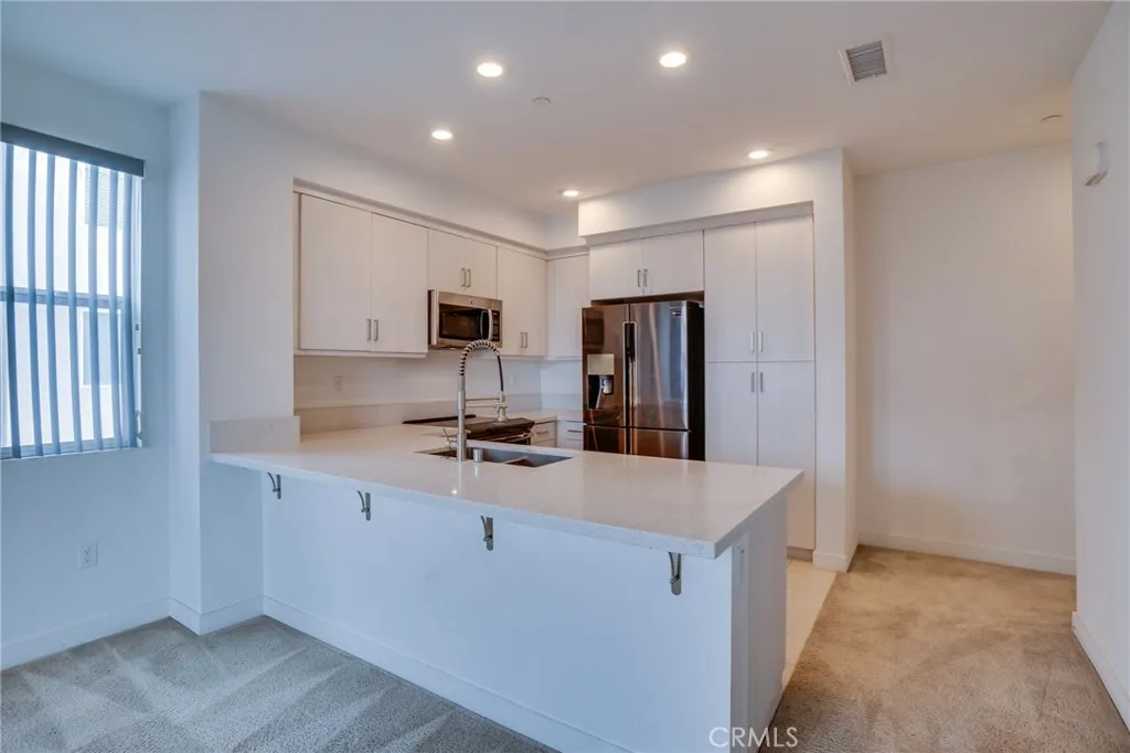 2823 Lily Lane