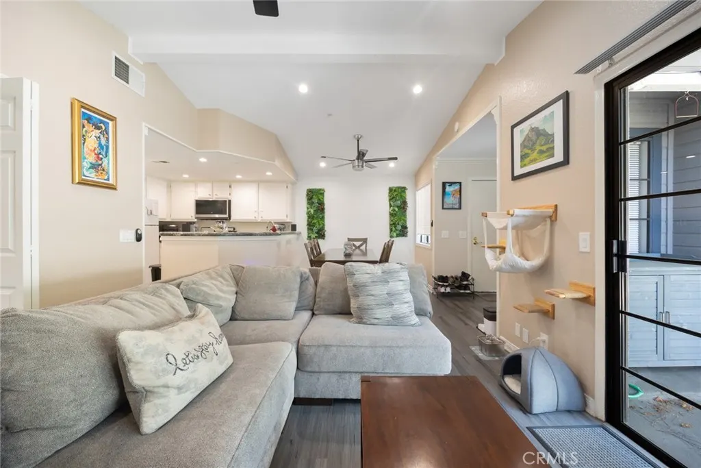 1760 Shady Oaks Court