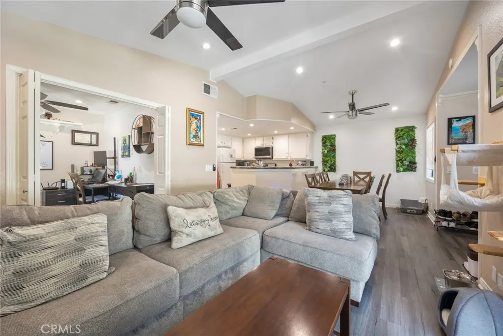 1760 Shady Oaks Court