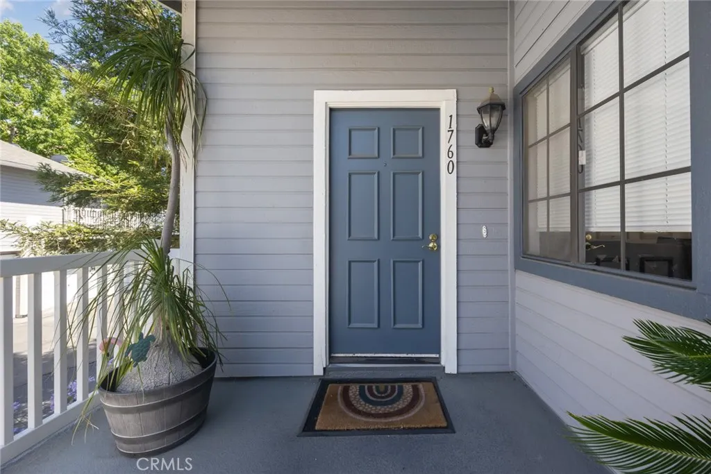 1760 Shady Oaks Court
