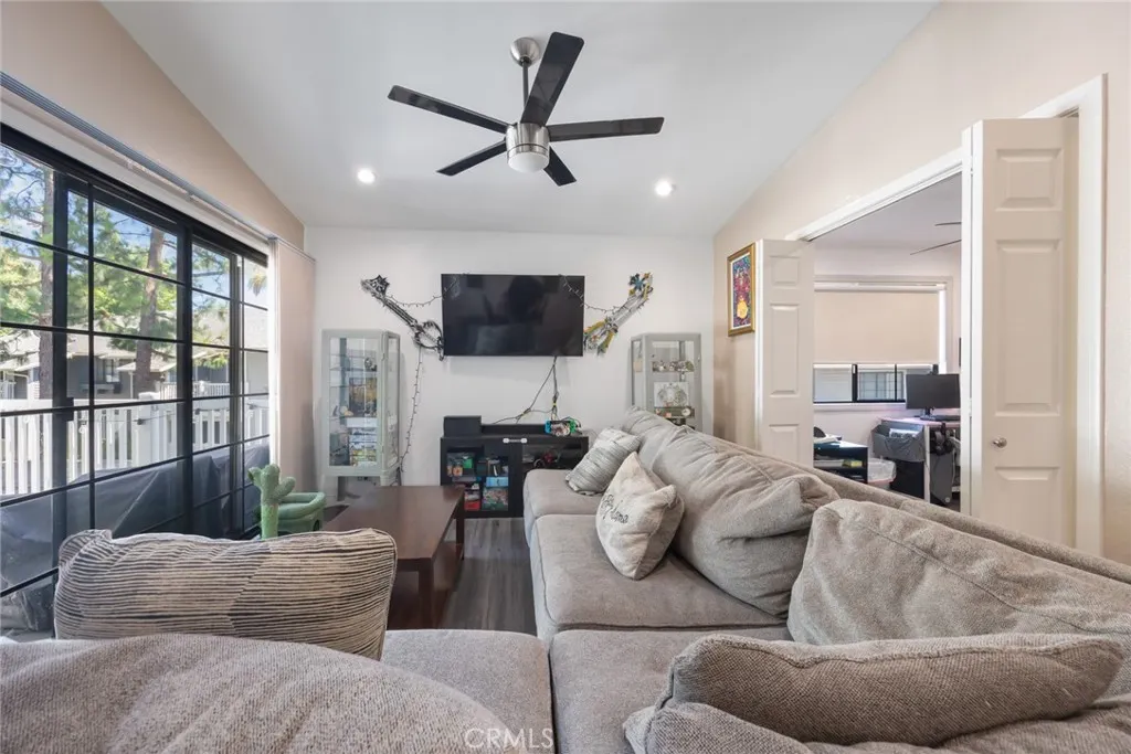 1760 Shady Oaks Court