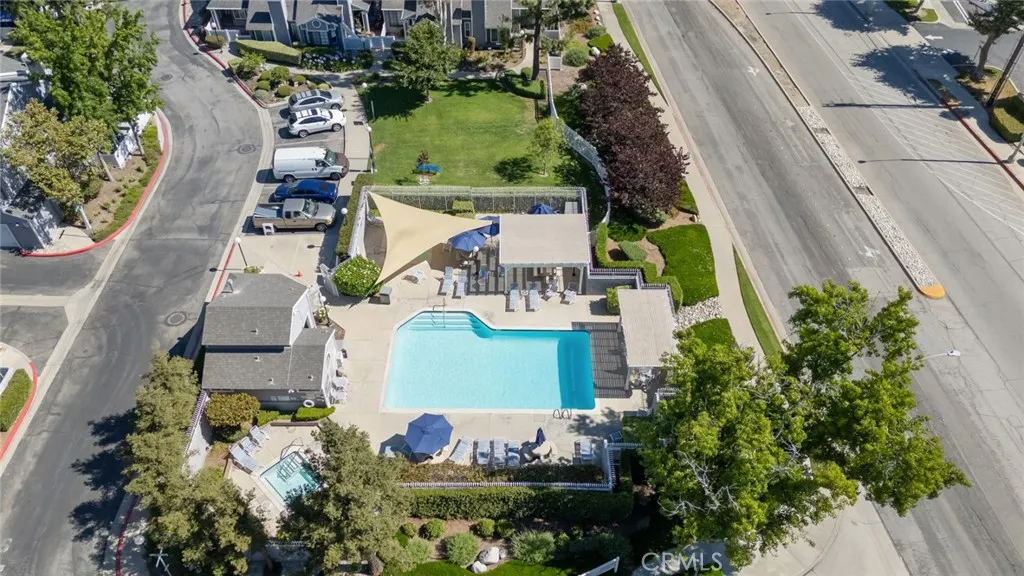 1760 Shady Oaks Court