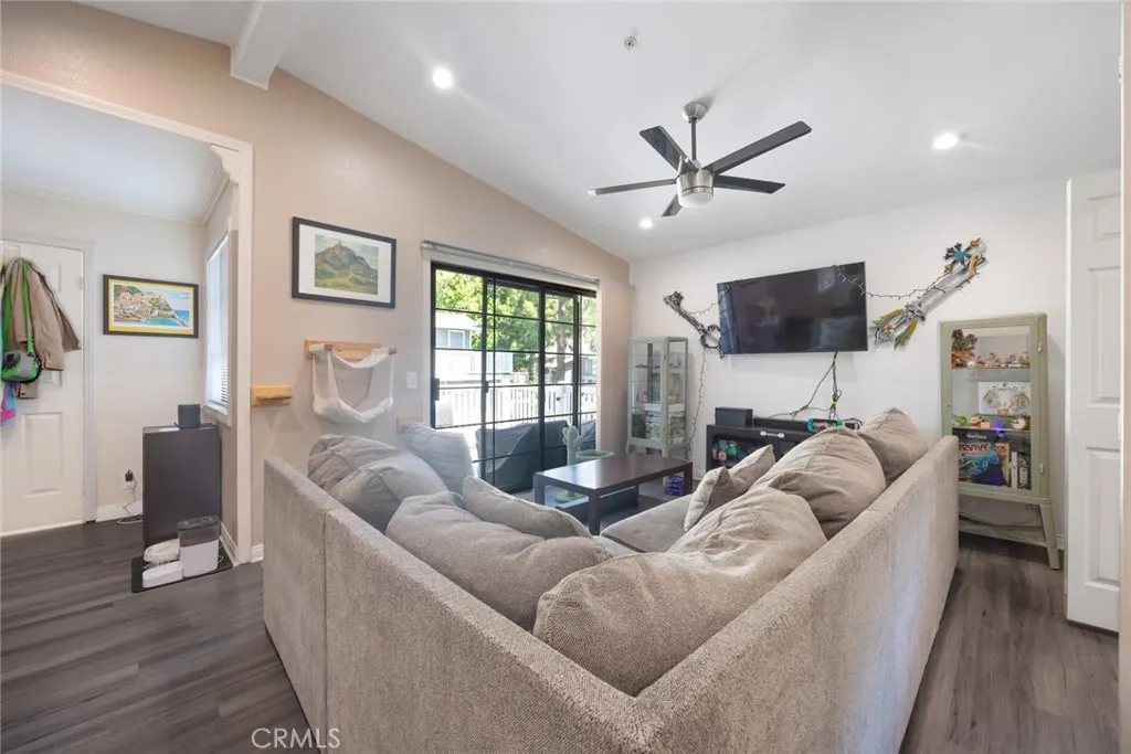 1760 Shady Oaks Court