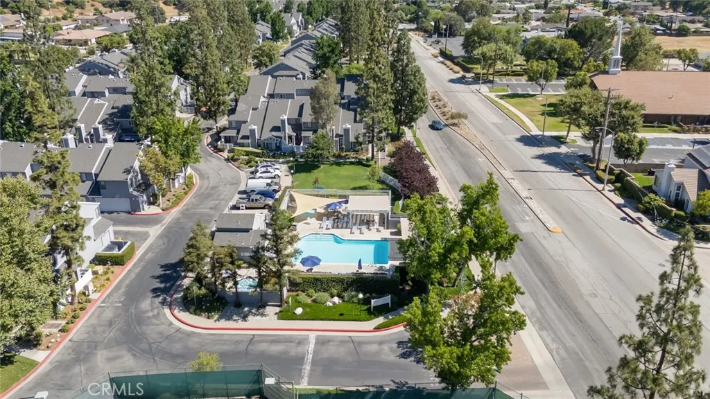 1760 Shady Oaks Court