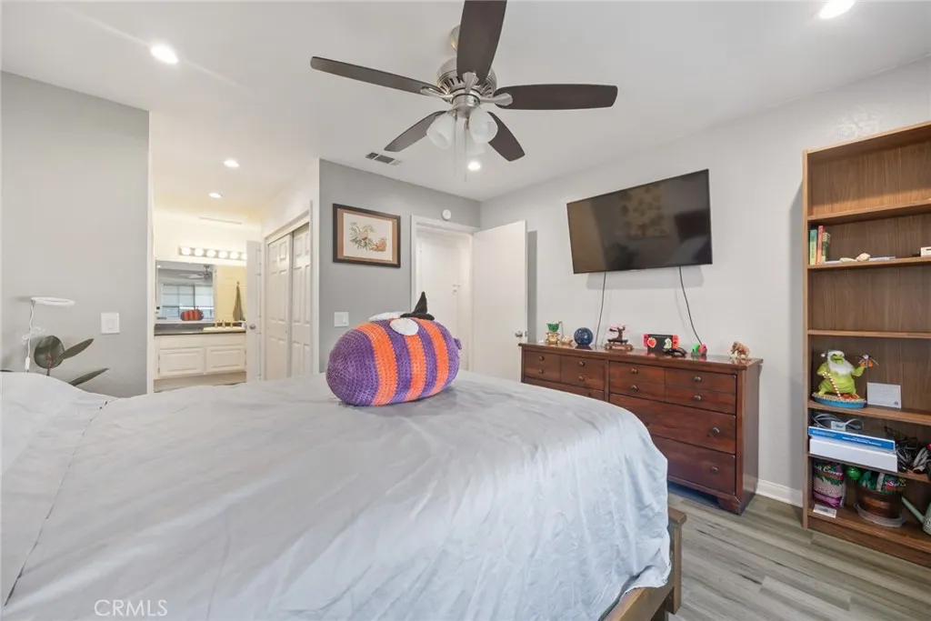 1760 Shady Oaks Court