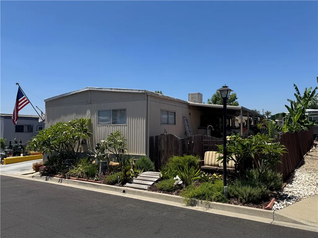 2755 Arrow Highway, #28