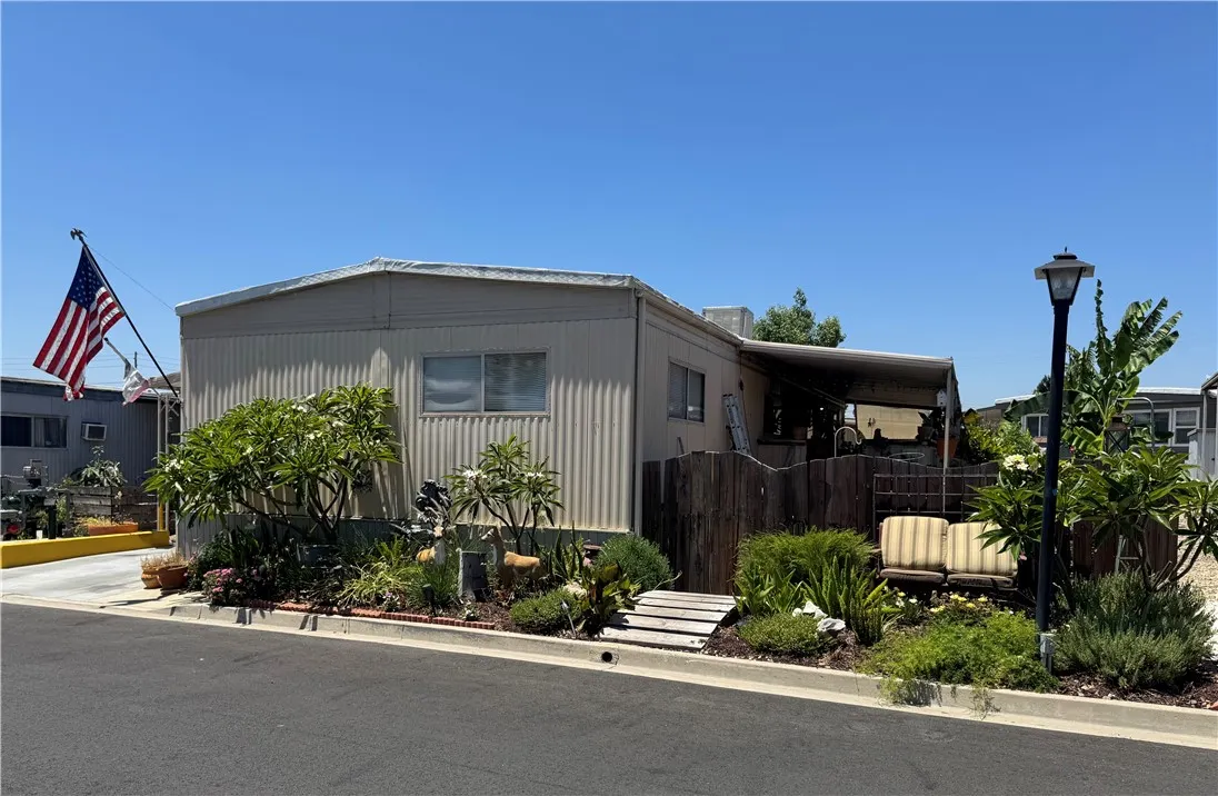 2755 Arrow Highway, #28