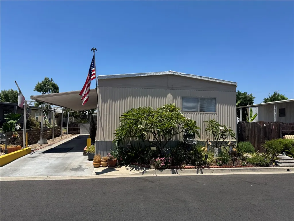 2755 Arrow Highway, #28