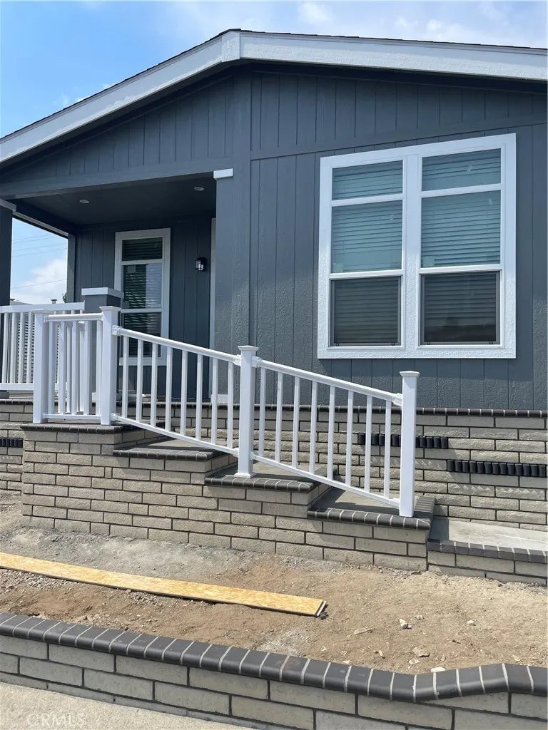 4095 Fruit Street, #228