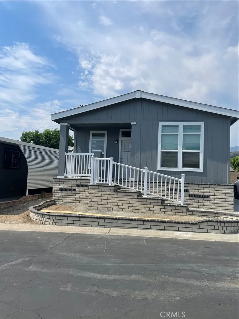 4095 Fruit Street, #228