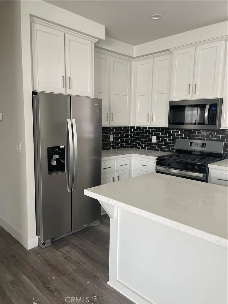4095 Fruit Street, #607