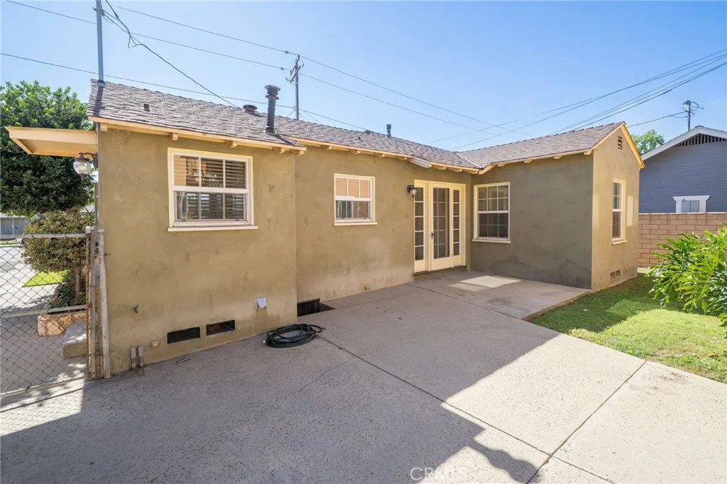 782 Lewis Street