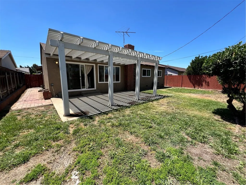 1135 W Coolfield Drive