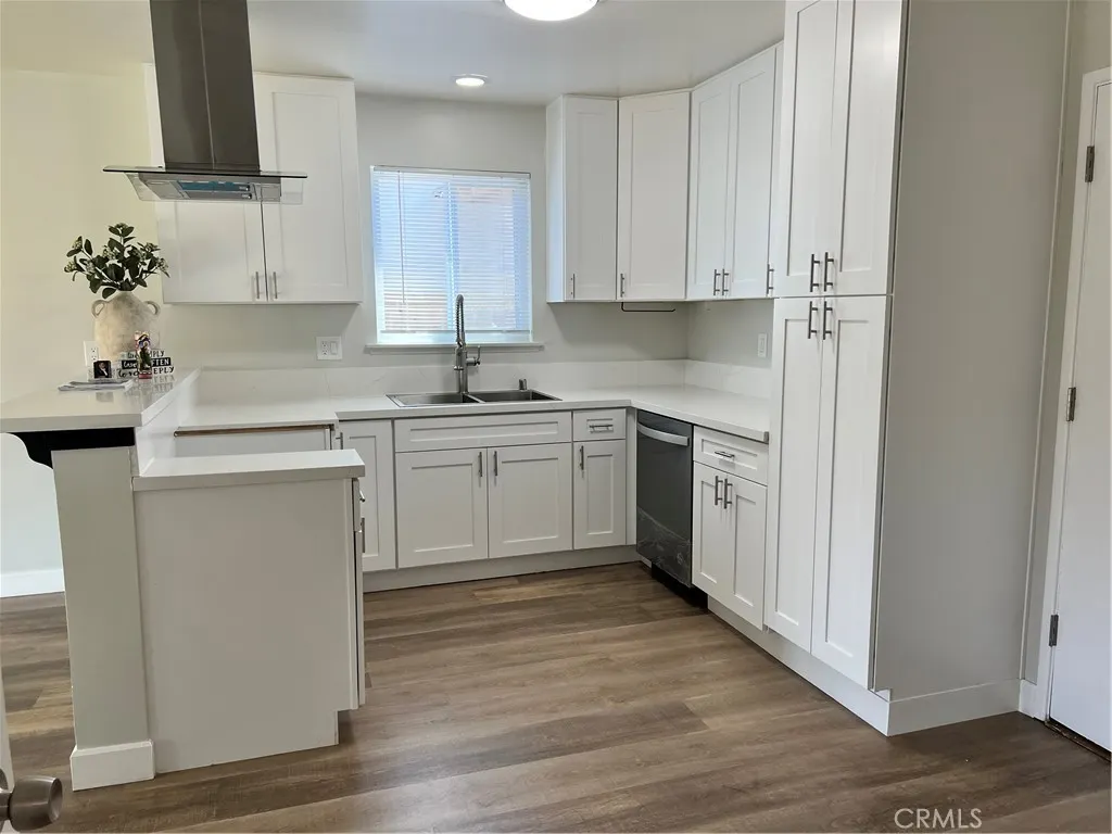 1135 W Coolfield Drive