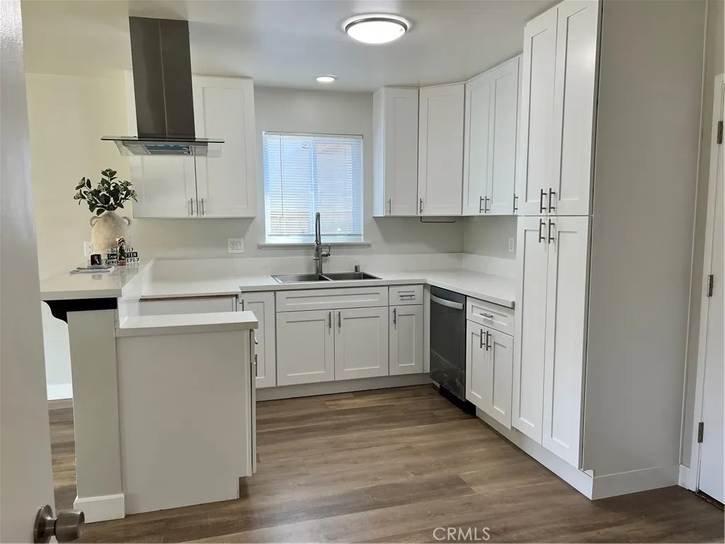 1135 W Coolfield Drive