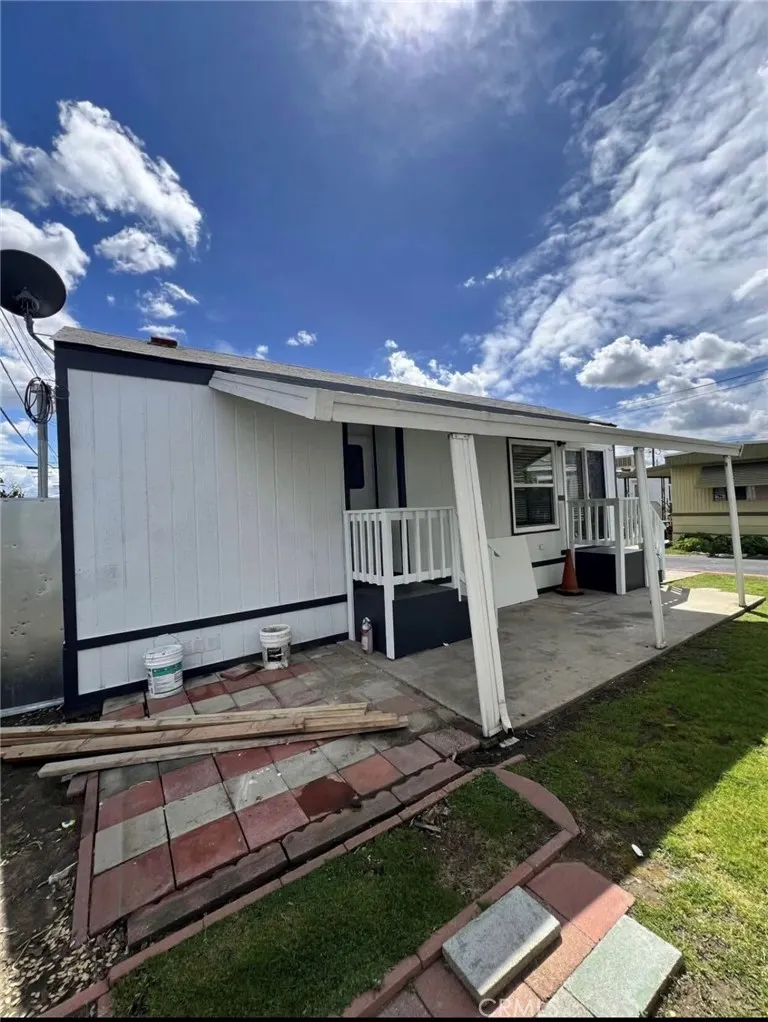 19548 E Cypress Street, #03