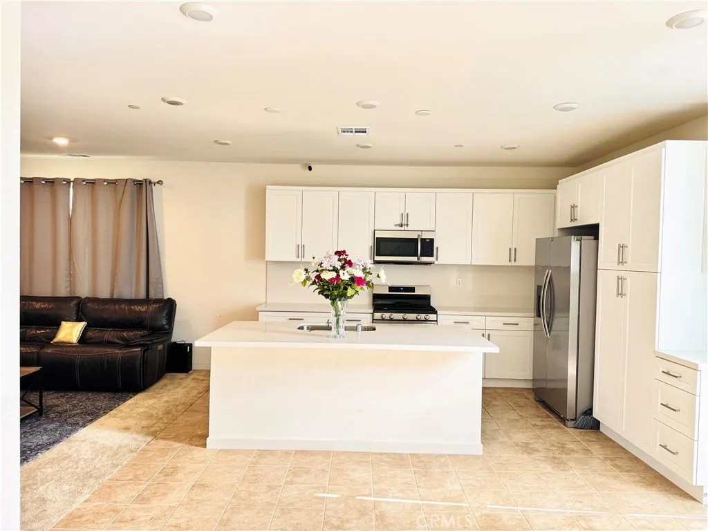3677 S Nexa Paseo