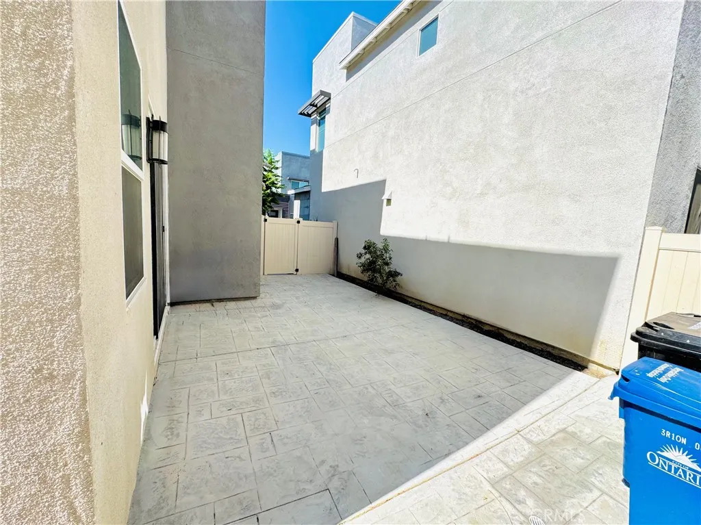 3677 S Nexa Paseo