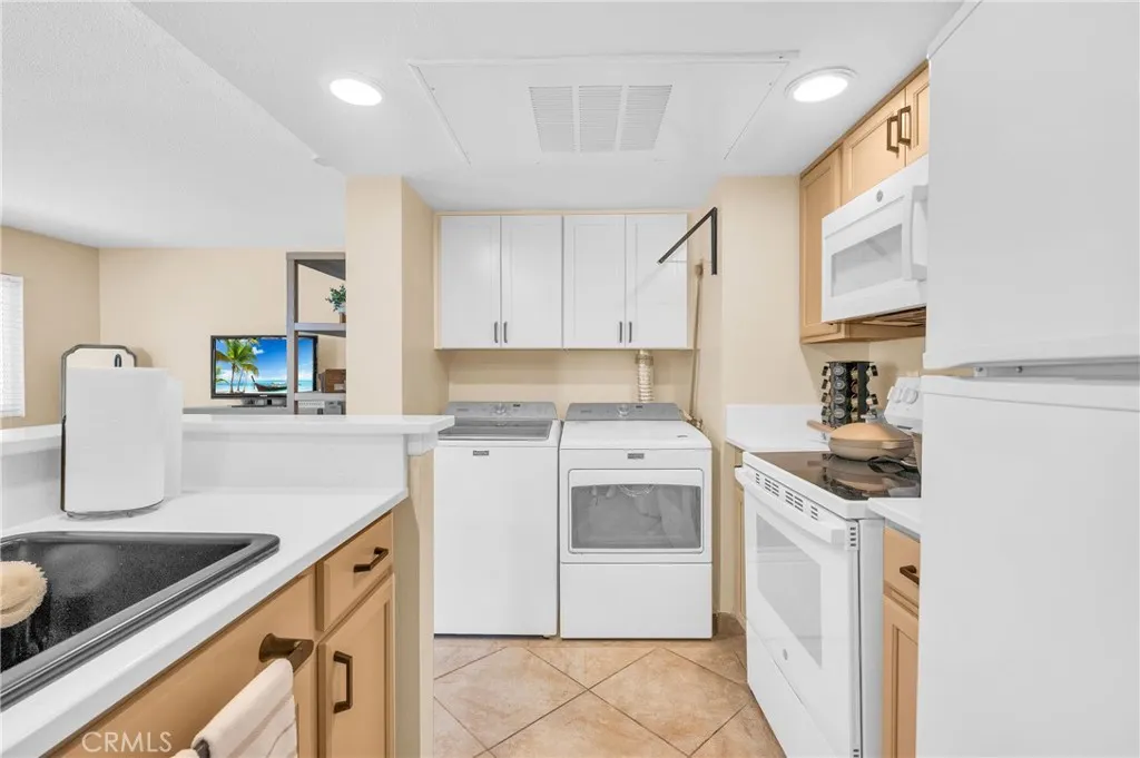 3647 Oak Creek Drive, #C