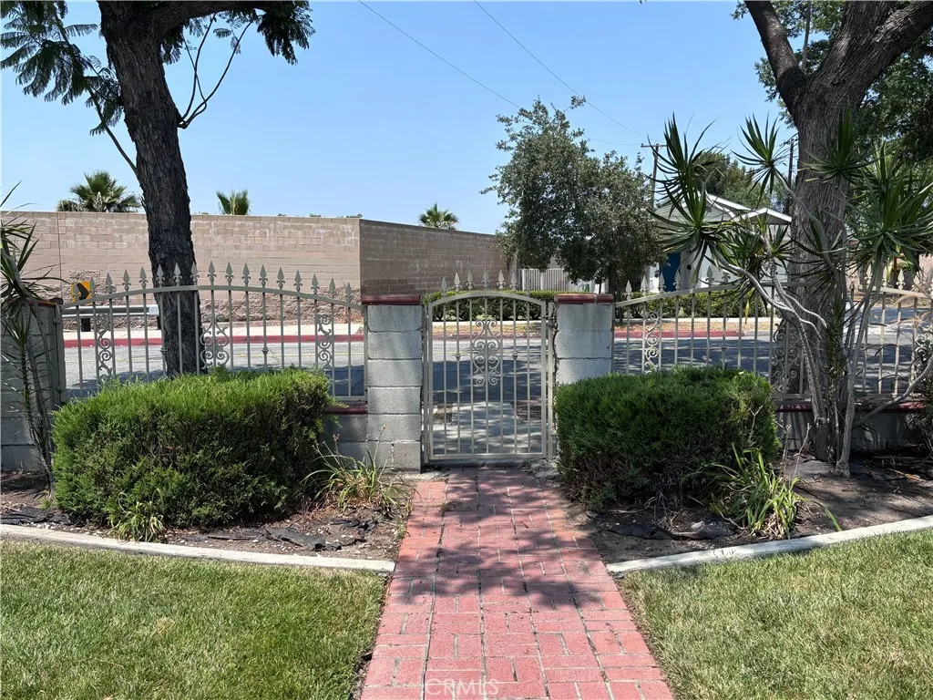 400 N Virginia Avenue