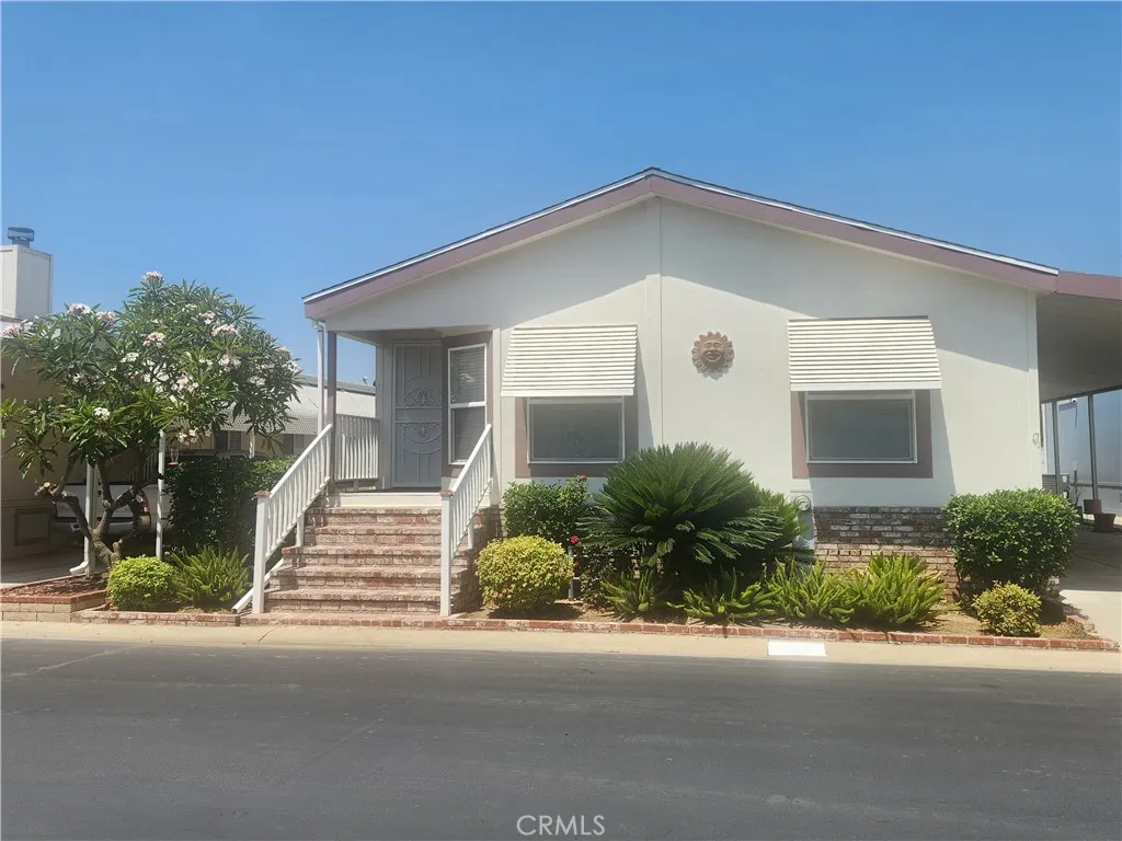 1245 W Cienega Avenue, #75