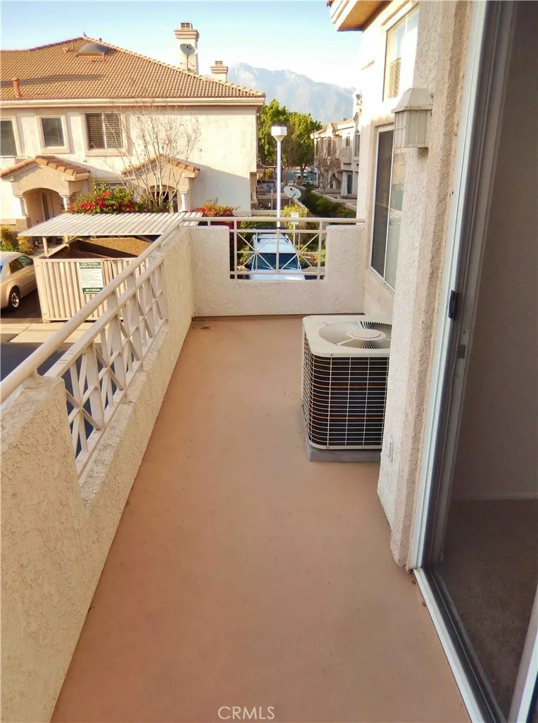 908 N Turner Avenue, #42