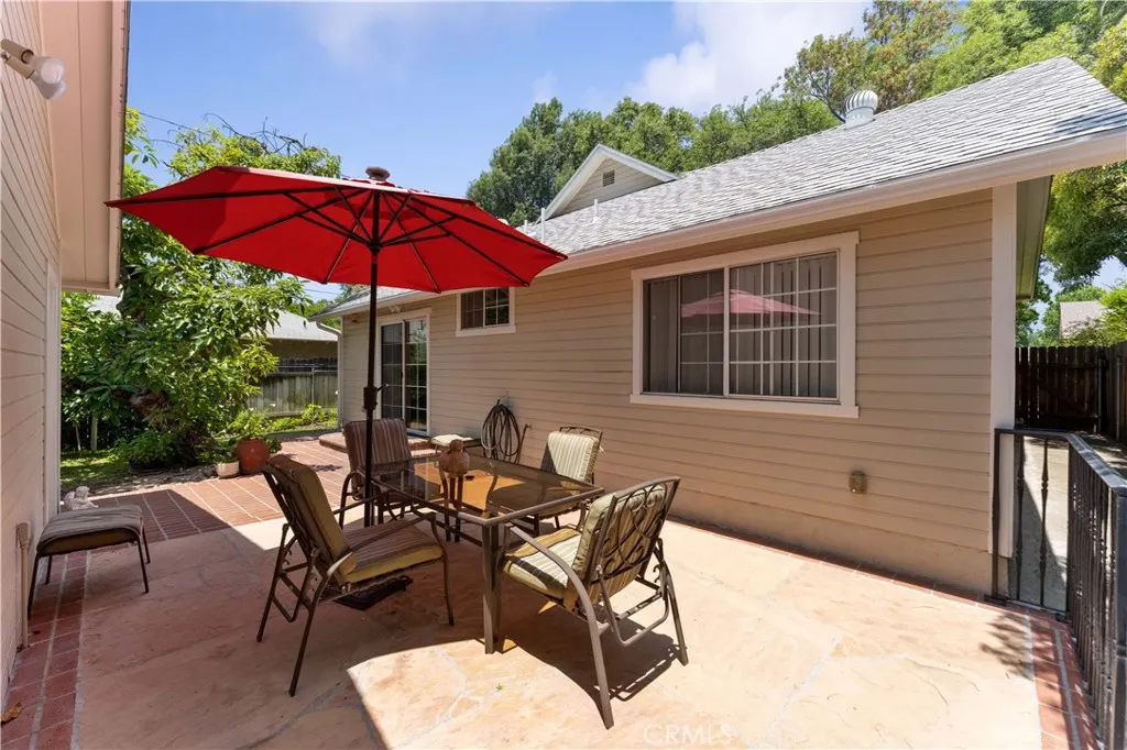 2364 6th Street