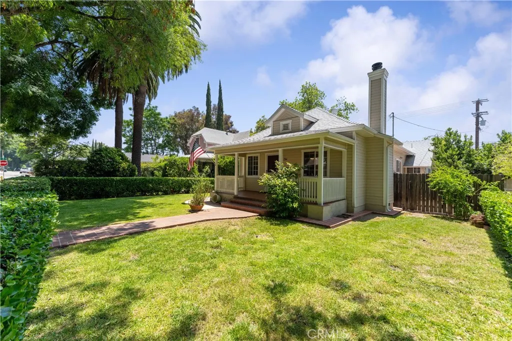 2364 6th Street
