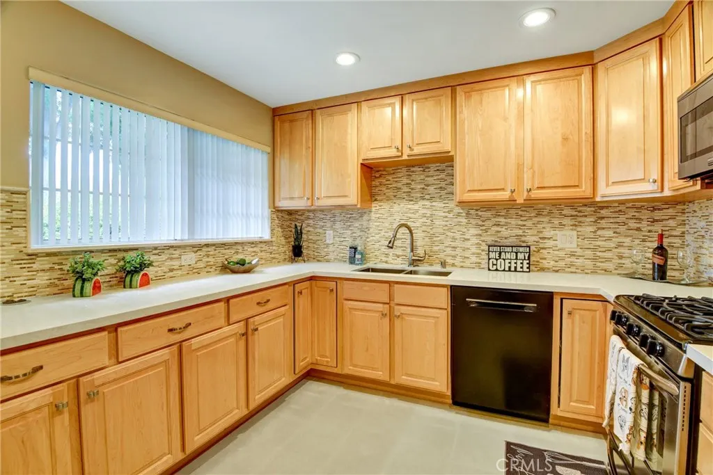 2364 6th Street
