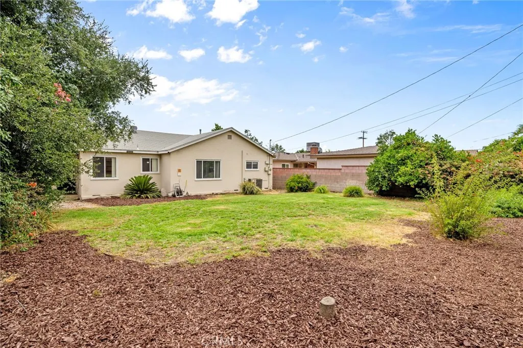650 W Bonnie Brae Court