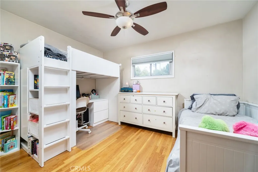 650 W Bonnie Brae Court