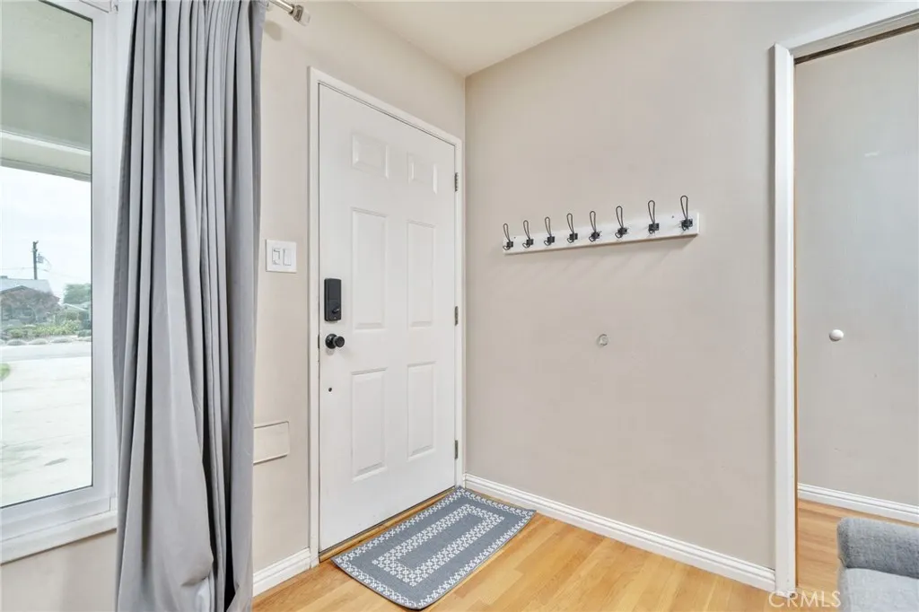 650 W Bonnie Brae Court